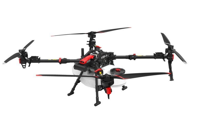 Drone XAG P150 Max vista oblicua sobre campo agrícola México — Tecmundo